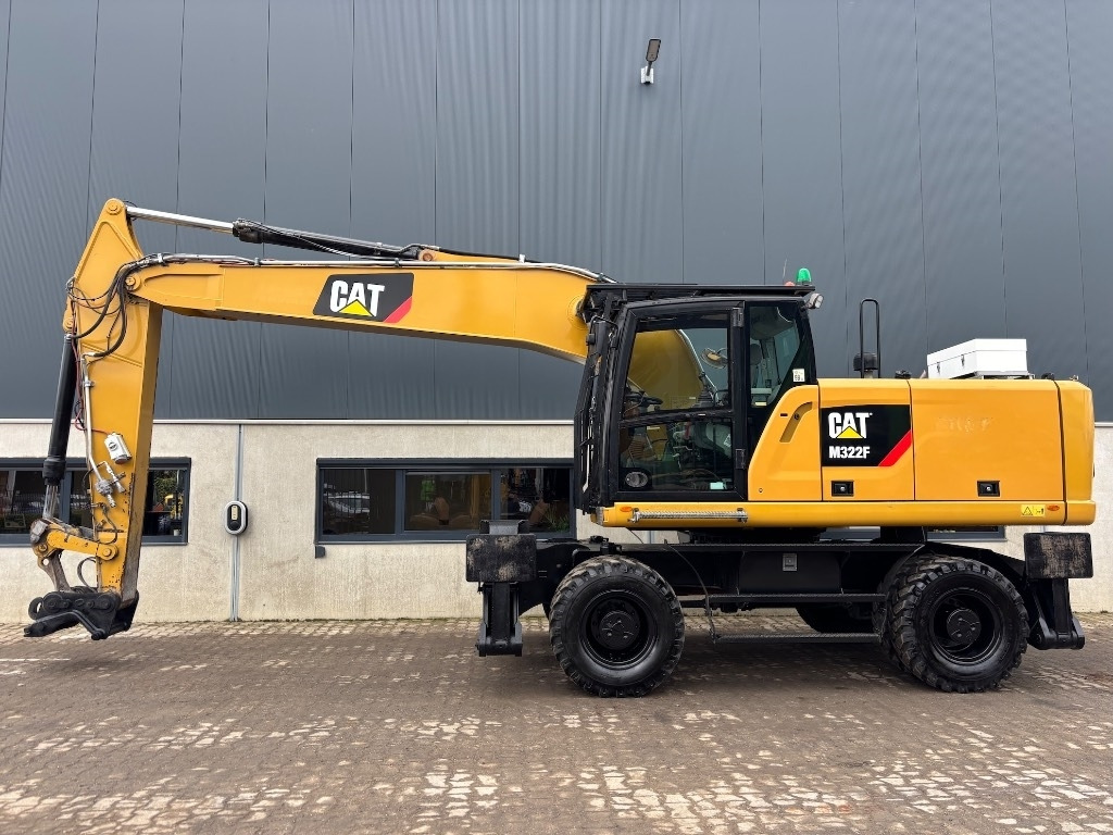 CAT CAT M 322 F - M322 - M 320 - M 318 - Pyöräalustainen kaivinkone: kuva CAT CAT M 322 F - M322 - M 320 - M 318 - Pyöräalustainen kaivinkone CAT CAT M 322 F - M322 - M 320 - M 318 - Pyöräalustainen kaivinkone: kuva CAT CAT M 322 F - M322 - M 320 - M 318 - Pyöräalustainen kaivinkone
