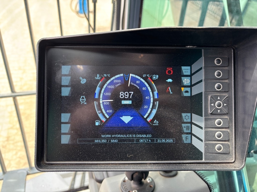 Materiaalinkäsittelykone Fuchs MHL 350 F: kuva Materiaalinkäsittelykone Fuchs MHL 350 F Materiaalinkäsittelykone Fuchs MHL 350 F: kuva Materiaalinkäsittelykone Fuchs MHL 350 F