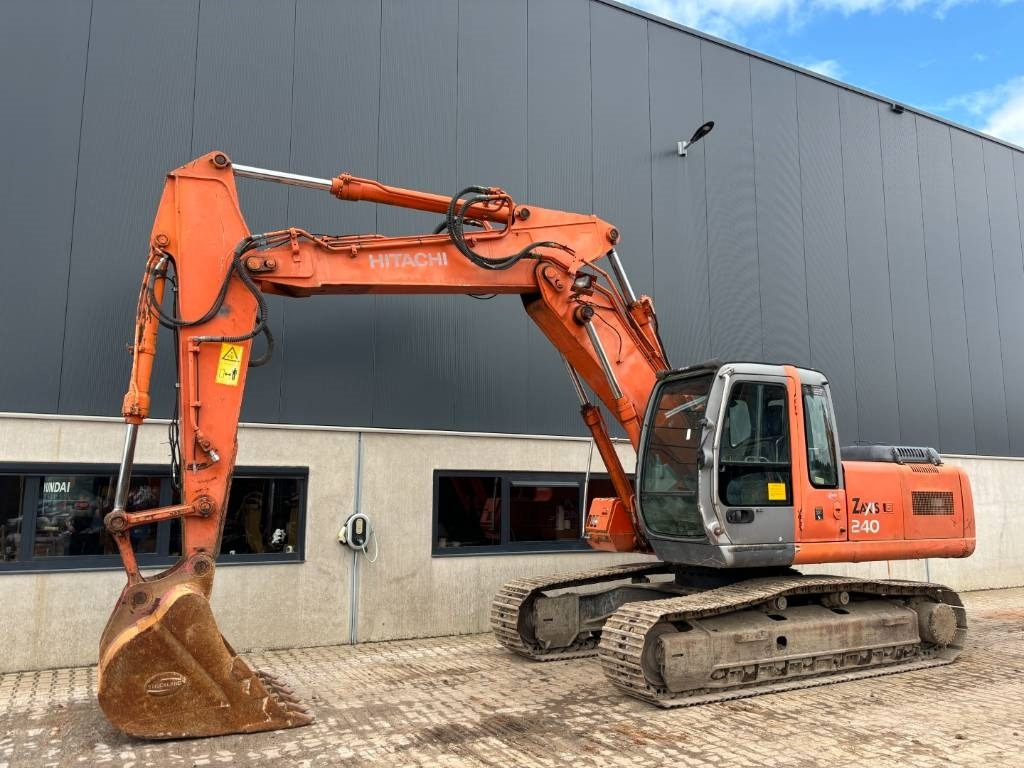 Hitachi ZX210 -- 6 cylinder isuzu -- manual engine! - Telakaivukone: kuva Hitachi ZX210 -- 6 cylinder isuzu -- manual engine! - Telakaivukone Hitachi ZX210 -- 6 cylinder isuzu -- manual engine! - Telakaivukone: kuva Hitachi ZX210 -- 6 cylinder isuzu -- manual engine! - Telakaivukone