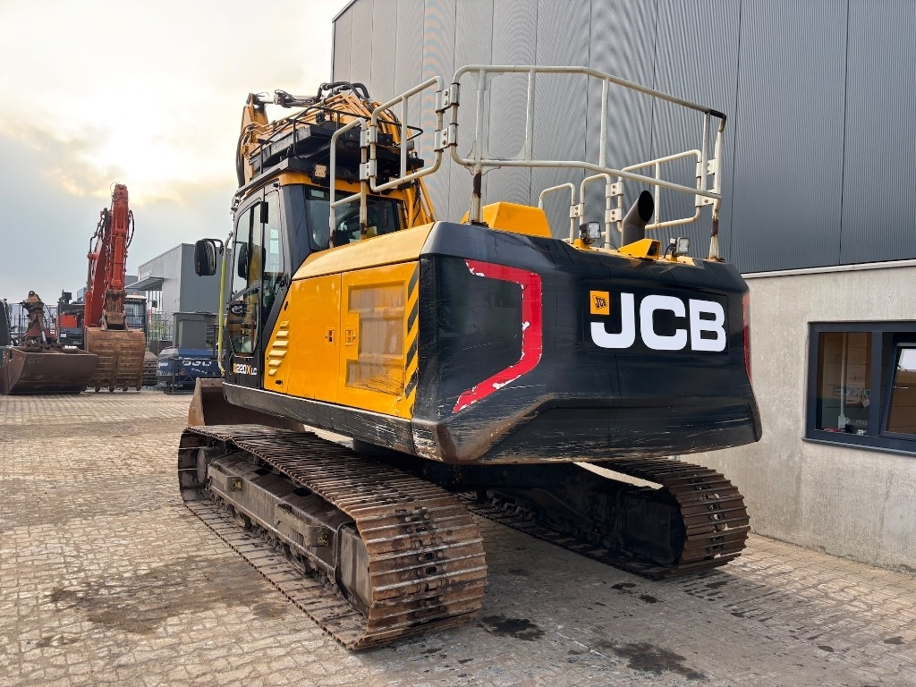 JCB 220 XL 4F -- 220X lc -- 220 X LC - Telakaivukone: kuva JCB 220 XL 4F -- 220X lc -- 220 X LC - Telakaivukone JCB 220 XL 4F -- 220X lc -- 220 X LC - Telakaivukone: kuva JCB 220 XL 4F -- 220X lc -- 220 X LC - Telakaivukone