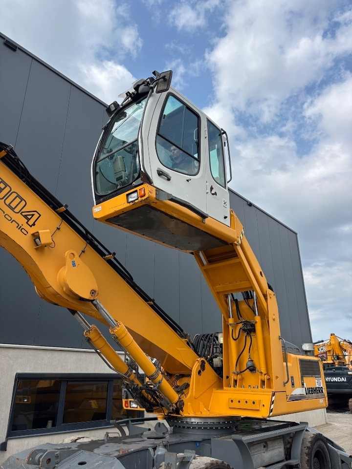 Liebherr A 904 C HD - Materiaalinkäsittelykone: kuva Liebherr A 904 C HD - Materiaalinkäsittelykone Liebherr A 904 C HD - Materiaalinkäsittelykone: kuva Liebherr A 904 C HD - Materiaalinkäsittelykone