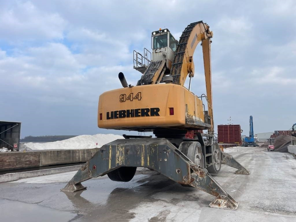 Materiaalinkäsittelykone Liebherr A 944 C HD: kuva Materiaalinkäsittelykone Liebherr A 944 C HD