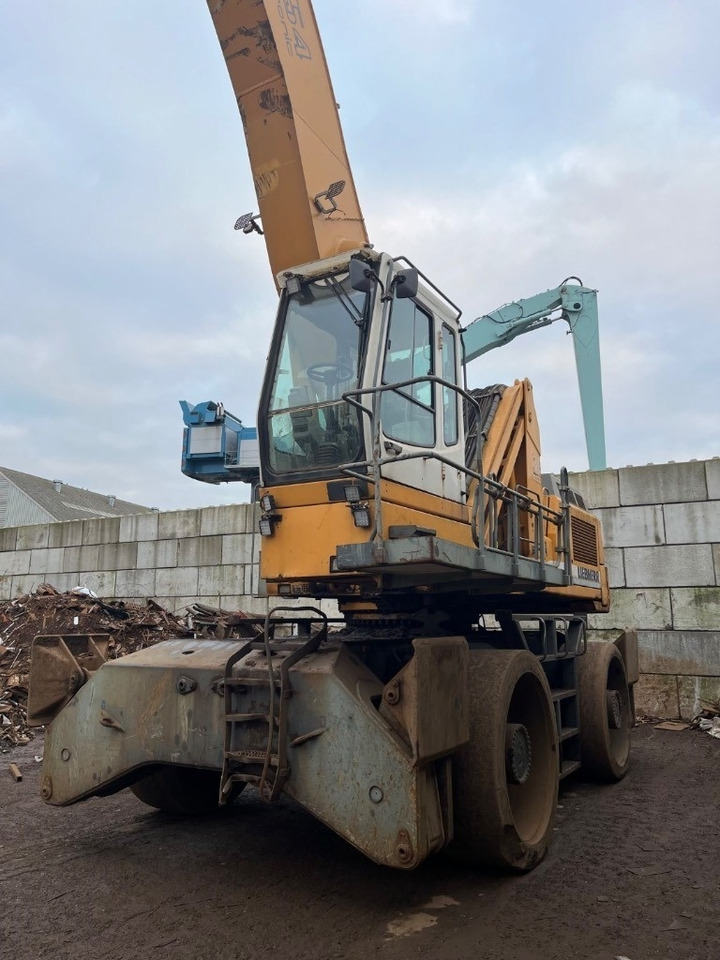 Liebherr A 954 B HD - Materiaalinkäsittelykone: kuva Liebherr A 954 B HD - Materiaalinkäsittelykone Liebherr A 954 B HD - Materiaalinkäsittelykone: kuva Liebherr A 954 B HD - Materiaalinkäsittelykone