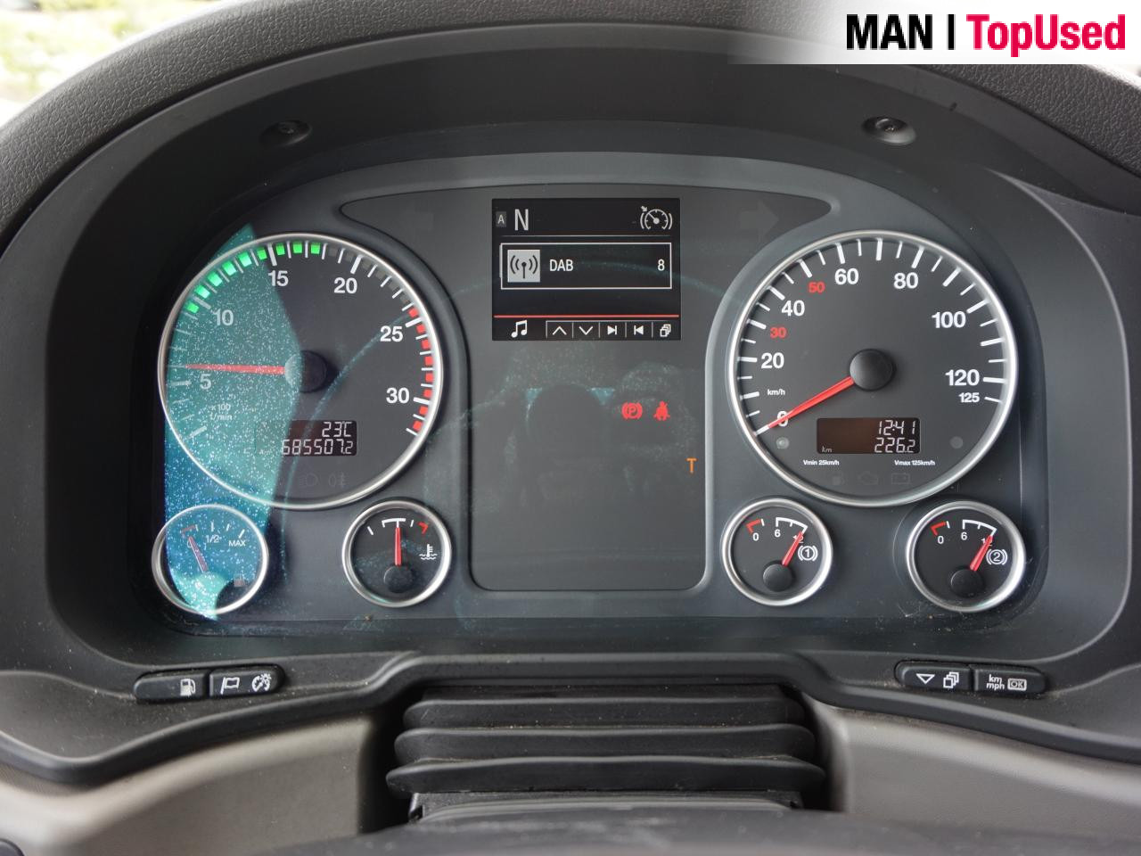 MAN TGX 26.510 6X2-4 LL / BDF / Lift-Axle / Euro 6 - Konttialus/ Vaihtokuormatilat kuorma-auto: kuva MAN TGX 26.510 6X2-4 LL / BDF / Lift-Axle / Euro 6 - Konttialus/ Vaihtokuormatilat kuorma-auto MAN TGX 26.510 6X2-4 LL / BDF / Lift-Axle / Euro 6 - Konttialus/ Vaihtokuormatilat kuorma-auto: kuva MAN TGX 26.510 6X2-4 LL / BDF / Lift-Axle / Euro 6 - Konttialus/ Vaihtokuormatilat kuorma-auto