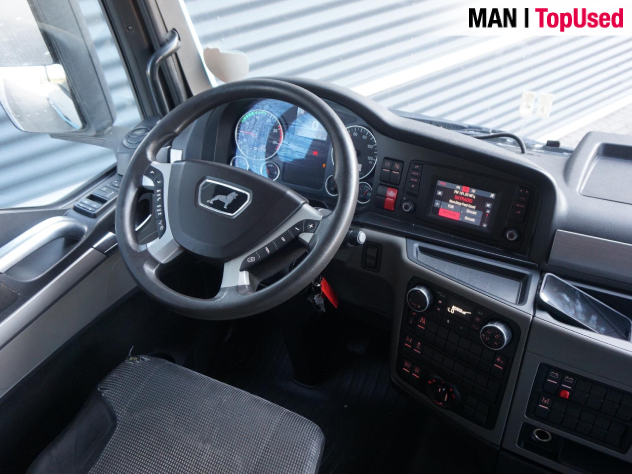 MAN TGX 18.420 4X2 BLS / ADR III / PTO / EURO 6 - Vetopöytäauto: kuva MAN TGX 18.420 4X2 BLS / ADR III / PTO / EURO 6 - Vetopöytäauto MAN TGX 18.420 4X2 BLS / ADR III / PTO / EURO 6 - Vetopöytäauto: kuva MAN TGX 18.420 4X2 BLS / ADR III / PTO / EURO 6 - Vetopöytäauto