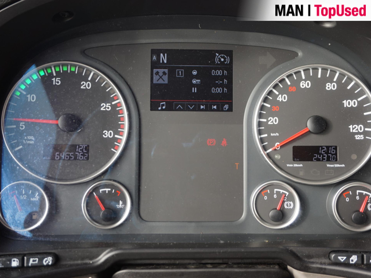 MAN TGX 18.420 4X2 BLS / PTO / Euro6 - Vetopöytäauto: kuva MAN TGX 18.420 4X2 BLS / PTO / Euro6 - Vetopöytäauto MAN TGX 18.420 4X2 BLS / PTO / Euro6 - Vetopöytäauto: kuva MAN TGX 18.420 4X2 BLS / PTO / Euro6 - Vetopöytäauto