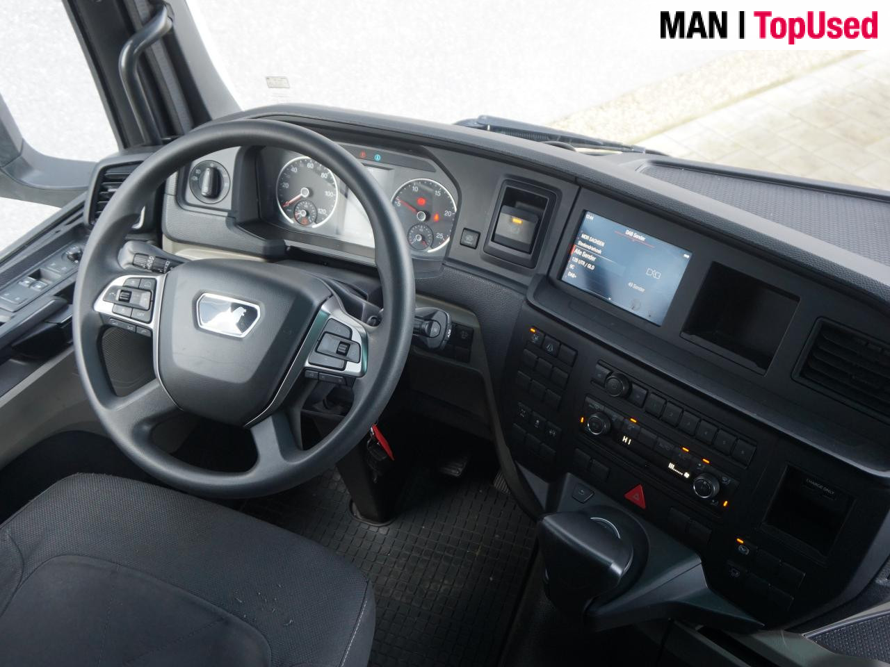 MAN TGX 18.430 4x2 BL SA / Intarder - Vetopöytäauto: kuva MAN TGX 18.430 4x2 BL SA / Intarder - Vetopöytäauto MAN TGX 18.430 4x2 BL SA / Intarder - Vetopöytäauto: kuva MAN TGX 18.430 4x2 BL SA / Intarder - Vetopöytäauto