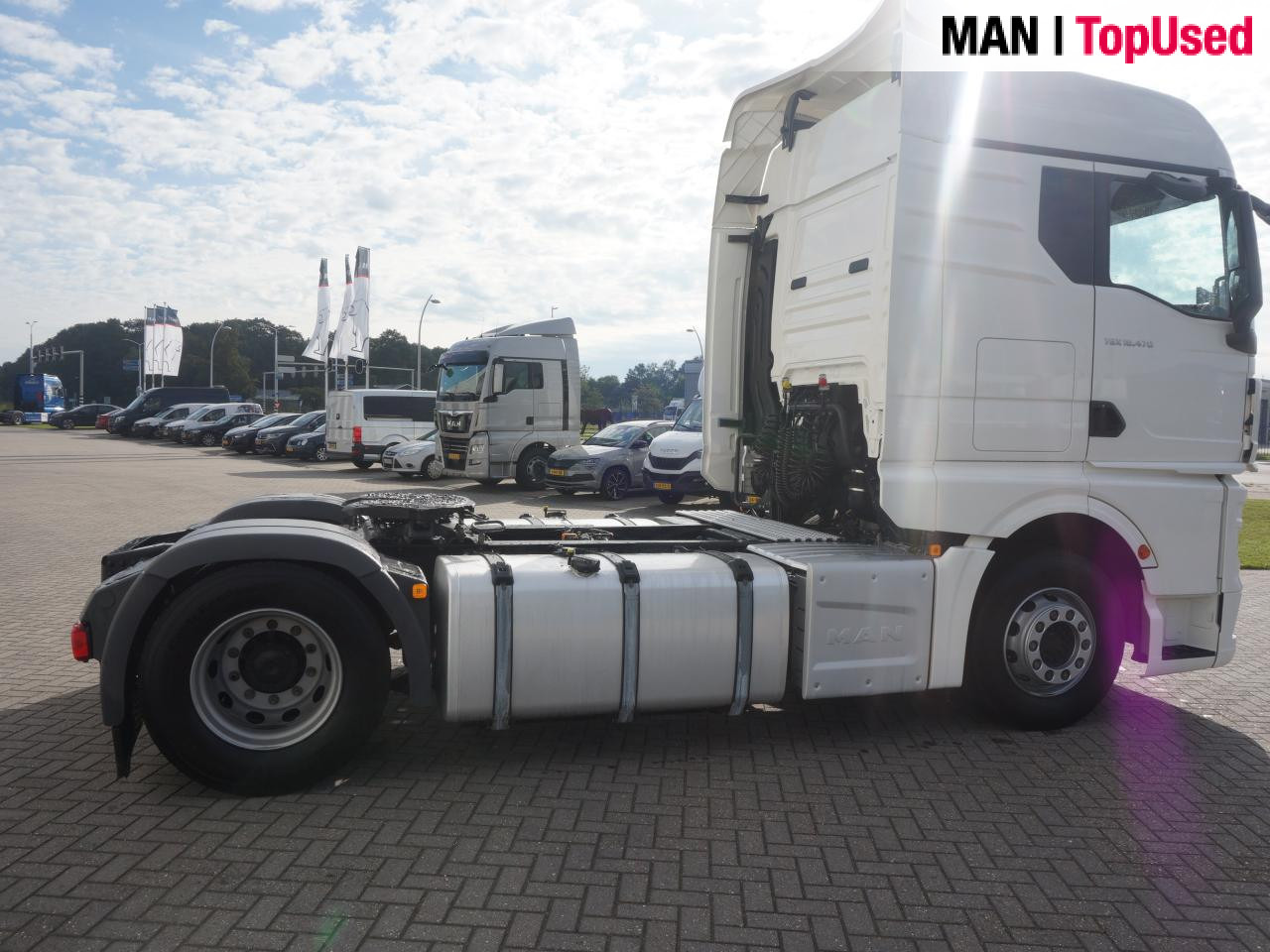MAN TGX 18.470 4x2 BL SA - Vetopöytäauto: kuva MAN TGX 18.470 4x2 BL SA - Vetopöytäauto MAN TGX 18.470 4x2 BL SA - Vetopöytäauto: kuva MAN TGX 18.470 4x2 BL SA - Vetopöytäauto