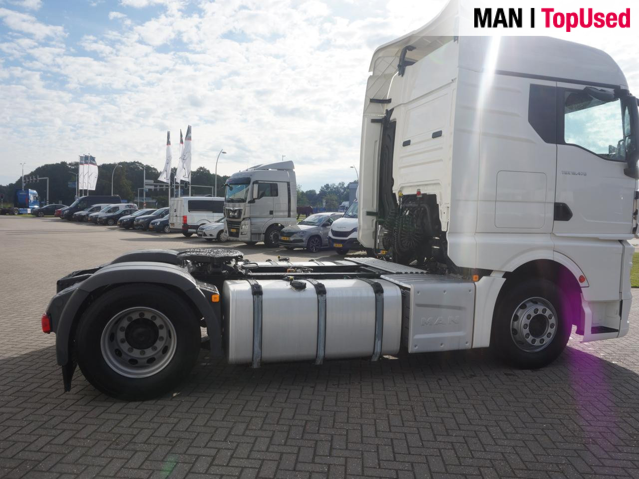 MAN TGX 18.470 4x2 BL SA - Vetopöytäauto: kuva MAN TGX 18.470 4x2 BL SA - Vetopöytäauto MAN TGX 18.470 4x2 BL SA - Vetopöytäauto: kuva MAN TGX 18.470 4x2 BL SA - Vetopöytäauto