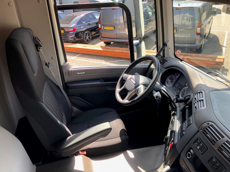 DAF CF 260 FA / Carrier Koeler / Chereau Frigo Box / Laadklep / APK TUV 09-26 - Refrigeraattori kuorma-auto: kuva DAF CF 260 FA / Carrier Koeler / Chereau Frigo Box / Laadklep / APK TUV 09-26 - Refrigeraattori kuorma-auto DAF CF 260 FA / Carrier Koeler / Chereau Frigo Box / Laadklep / APK TUV 09-26 - Refrigeraattori kuorma-auto: kuva DAF CF 260 FA / Carrier Koeler / Chereau Frigo Box / Laadklep / APK TUV 09-26 - Refrigeraattori kuorma-auto