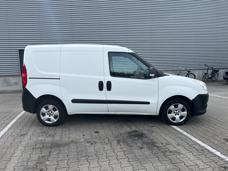 Fiat Dobló Cargo 1.3 MultiJet / NL Van - Pieni pakettiauto: kuva Fiat Dobló Cargo 1.3 MultiJet / NL Van - Pieni pakettiauto Fiat Dobló Cargo 1.3 MultiJet / NL Van - Pieni pakettiauto: kuva Fiat Dobló Cargo 1.3 MultiJet / NL Van - Pieni pakettiauto