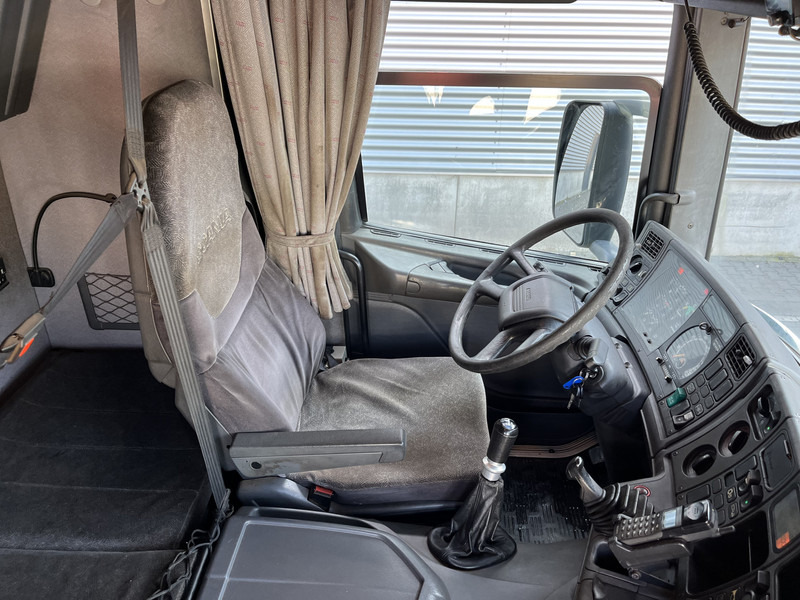 Scania R 144G V8 460 6x2 Boogie / 874 dkm / Blad - Blad / Hook Lift / NL Truck - Koukkulava kuorma-auto: kuva Scania R 144G V8 460 6x2 Boogie / 874 dkm / Blad - Blad / Hook Lift / NL Truck - Koukkulava kuorma-auto Scania R 144G V8 460 6x2 Boogie / 874 dkm / Blad - Blad / Hook Lift / NL Truck - Koukkulava kuorma-auto: kuva Scania R 144G V8 460 6x2 Boogie / 874 dkm / Blad - Blad / Hook Lift / NL Truck - Koukkulava kuorma-auto