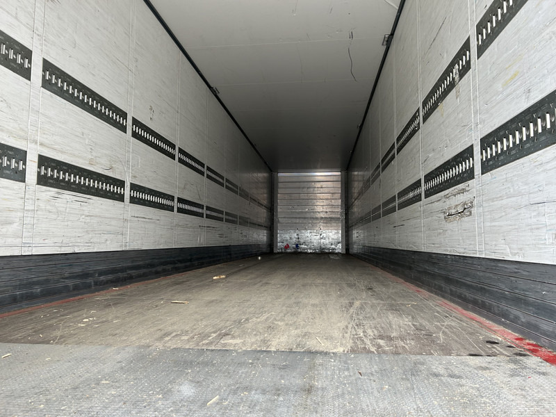 Schmitz Cargobull SCB S3B / Box Trailer / 2x Liftaxle / APK TUV 11-25 - Umpikori puoliperävaunu: kuva Schmitz Cargobull SCB S3B / Box Trailer / 2x Liftaxle / APK TUV 11-25 - Umpikori puoliperävaunu Schmitz Cargobull SCB S3B / Box Trailer / 2x Liftaxle / APK TUV 11-25 - Umpikori puoliperävaunu: kuva Schmitz Cargobull SCB S3B / Box Trailer / 2x Liftaxle / APK TUV 11-25 - Umpikori puoliperävaunu