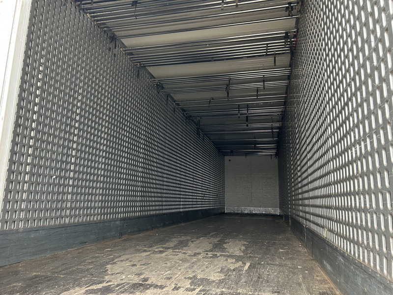 Talson F 1227 / Alu Box - Confectie Trailer / Liftas / BPW Drum - Umpikori puoliperävaunu: kuva Talson F 1227 / Alu Box - Confectie Trailer / Liftas / BPW Drum - Umpikori puoliperävaunu Talson F 1227 / Alu Box - Confectie Trailer / Liftas / BPW Drum - Umpikori puoliperävaunu: kuva Talson F 1227 / Alu Box - Confectie Trailer / Liftas / BPW Drum - Umpikori puoliperävaunu
