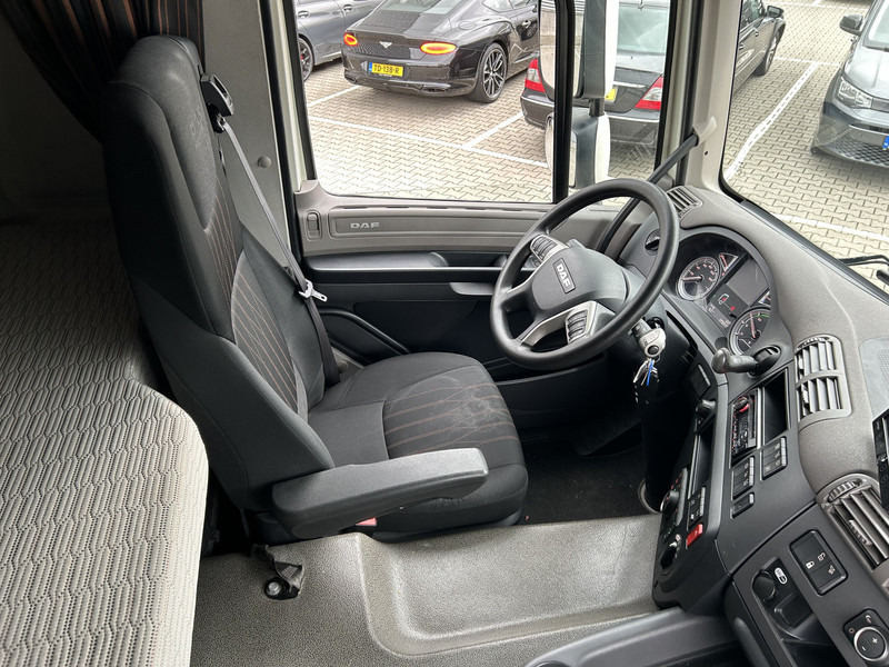 DAF CF 410 FT Space Cab / 229 dkm / NL Truck / APK TUV 01-26 - Vetopöytäauto: kuva DAF CF 410 FT Space Cab / 229 dkm / NL Truck / APK TUV 01-26 - Vetopöytäauto DAF CF 410 FT Space Cab / 229 dkm / NL Truck / APK TUV 01-26 - Vetopöytäauto: kuva DAF CF 410 FT Space Cab / 229 dkm / NL Truck / APK TUV 01-26 - Vetopöytäauto