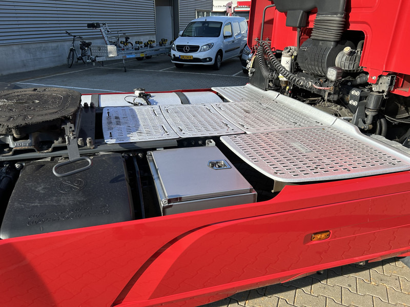 Leasing DAF CF 410 FT Space Cab / 678 dkm / Smart Tacho V2 / APK TUV 11-25 DAF CF 410 FT Space Cab / 678 dkm / Smart Tacho V2 / APK TUV 11-25: kuva Leasing DAF CF 410 FT Space Cab / 678 dkm / Smart Tacho V2 / APK TUV 11-25 DAF CF 410 FT Space Cab / 678 dkm / Smart Tacho V2 / APK TUV 11-25