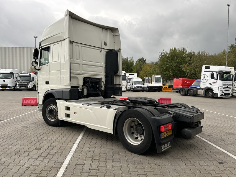 DAF XF 480 FT SSC / 541 dkm / Motor Problems / 2 Tanks / NL Truck - Vetopöytäauto: kuva DAF XF 480 FT SSC / 541 dkm / Motor Problems / 2 Tanks / NL Truck - Vetopöytäauto DAF XF 480 FT SSC / 541 dkm / Motor Problems / 2 Tanks / NL Truck - Vetopöytäauto: kuva DAF XF 480 FT SSC / 541 dkm / Motor Problems / 2 Tanks / NL Truck - Vetopöytäauto