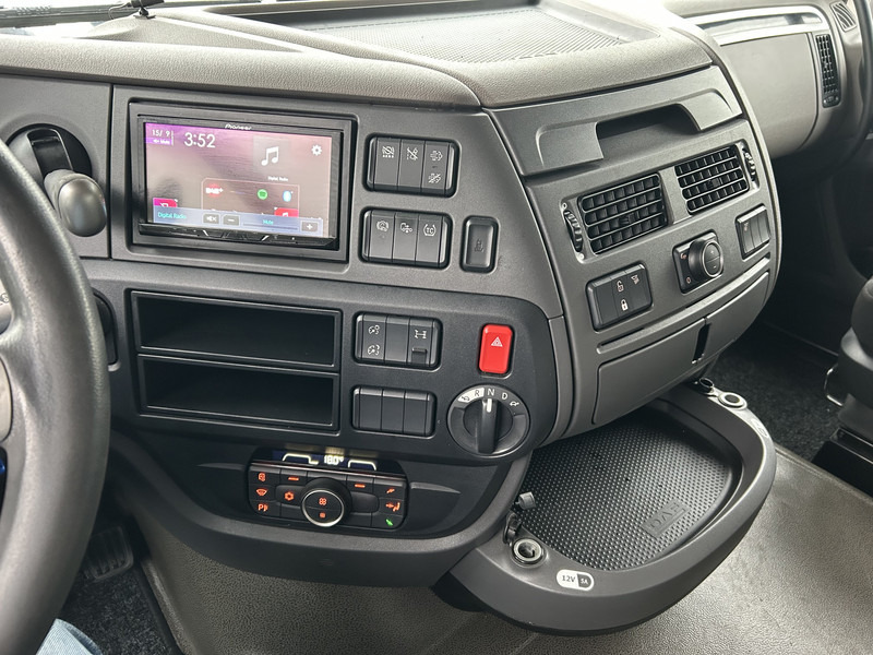 DAF XF 480 FT Space Cab / 450 dkm / New Tacho V2 / 2 Tanks / APK TUV 07-26 - Vetopöytäauto: kuva DAF XF 480 FT Space Cab / 450 dkm / New Tacho V2 / 2 Tanks / APK TUV 07-26 - Vetopöytäauto DAF XF 480 FT Space Cab / 450 dkm / New Tacho V2 / 2 Tanks / APK TUV 07-26 - Vetopöytäauto: kuva DAF XF 480 FT Space Cab / 450 dkm / New Tacho V2 / 2 Tanks / APK TUV 07-26 - Vetopöytäauto