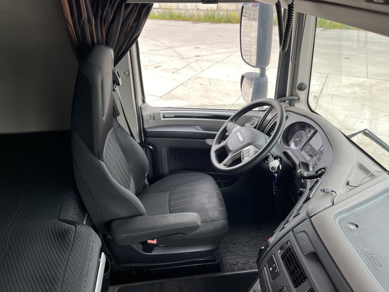DAF XF 480 FTP Space Cab / 6x2 / Stand klima / APK TUV 10-25 - Vetopöytäauto: kuva DAF XF 480 FTP Space Cab / 6x2 / Stand klima / APK TUV 10-25 - Vetopöytäauto DAF XF 480 FTP Space Cab / 6x2 / Stand klima / APK TUV 10-25 - Vetopöytäauto: kuva DAF XF 480 FTP Space Cab / 6x2 / Stand klima / APK TUV 10-25 - Vetopöytäauto