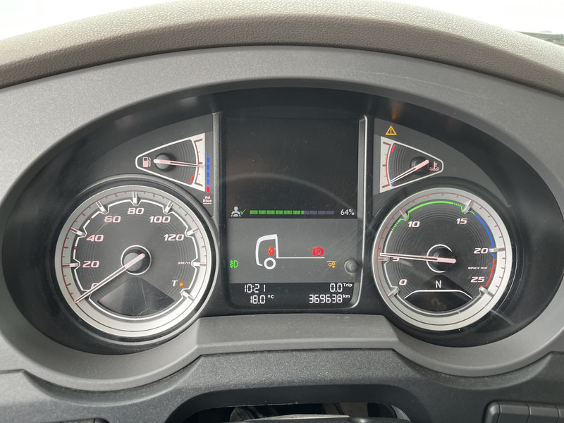 DAF XF 480 FTP Space Cab / 6x2 / Stand klima / APK TUV 10-25 - Vetopöytäauto: kuva DAF XF 480 FTP Space Cab / 6x2 / Stand klima / APK TUV 10-25 - Vetopöytäauto DAF XF 480 FTP Space Cab / 6x2 / Stand klima / APK TUV 10-25 - Vetopöytäauto: kuva DAF XF 480 FTP Space Cab / 6x2 / Stand klima / APK TUV 10-25 - Vetopöytäauto
