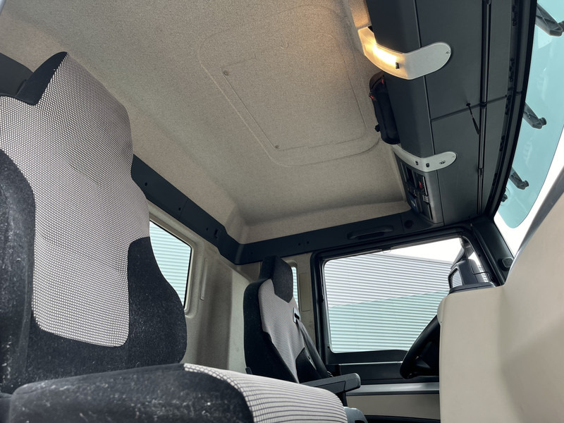 Vetopöytäauto MAN TGS 18.360 Euro 6 / 204 dkm / Airco / NL Truck: kuva Vetopöytäauto MAN TGS 18.360 Euro 6 / 204 dkm / Airco / NL Truck