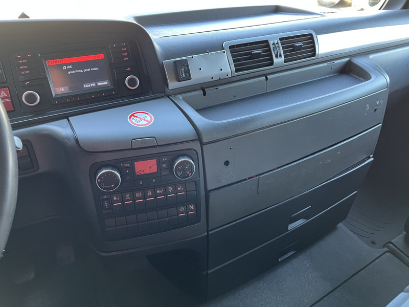 MAN TGX 18.440 XXL / 684 dkm / 2 Tanks / Stand klima / APK TUV 09-25 - Vetopöytäauto: kuva MAN TGX 18.440 XXL / 684 dkm / 2 Tanks / Stand klima / APK TUV 09-25 - Vetopöytäauto MAN TGX 18.440 XXL / 684 dkm / 2 Tanks / Stand klima / APK TUV 09-25 - Vetopöytäauto: kuva MAN TGX 18.440 XXL / 684 dkm / 2 Tanks / Stand klima / APK TUV 09-25 - Vetopöytäauto