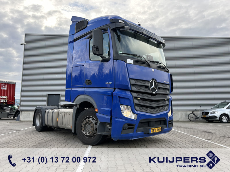 Mercedes-Benz Actros 1842 StreamSpace / 939 dkm / 2 Tanks / NL Truck - Vetopöytäauto: kuva Mercedes-Benz Actros 1842 StreamSpace / 939 dkm / 2 Tanks / NL Truck - Vetopöytäauto Mercedes-Benz Actros 1842 StreamSpace / 939 dkm / 2 Tanks / NL Truck - Vetopöytäauto: kuva Mercedes-Benz Actros 1842 StreamSpace / 939 dkm / 2 Tanks / NL Truck - Vetopöytäauto