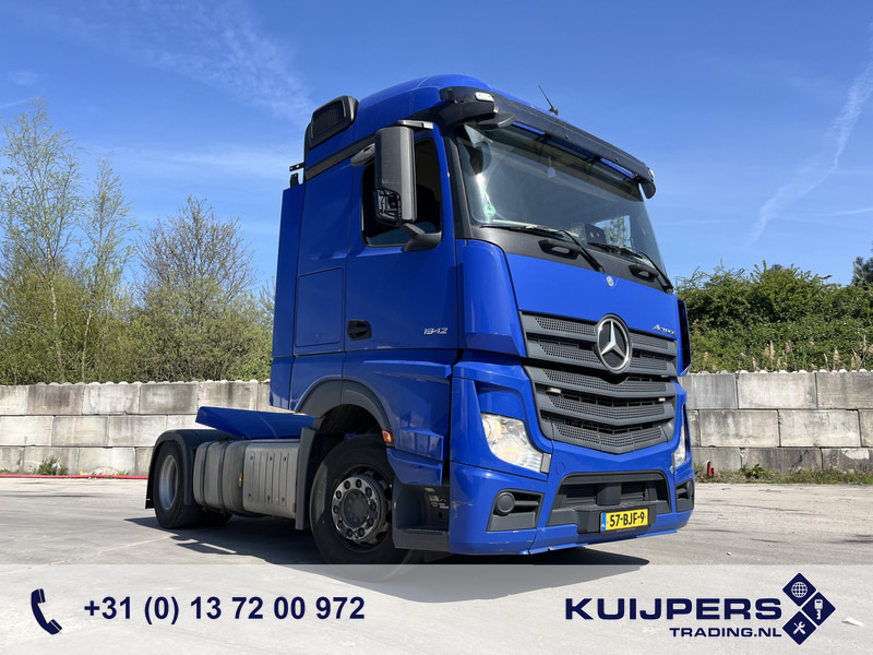 Mercedes-Benz Actros 1842 Streamspace / 871 dkm / 2 Tanks / NL Truck - Vetopöytäauto: kuva Mercedes-Benz Actros 1842 Streamspace / 871 dkm / 2 Tanks / NL Truck - Vetopöytäauto Mercedes-Benz Actros 1842 Streamspace / 871 dkm / 2 Tanks / NL Truck - Vetopöytäauto: kuva Mercedes-Benz Actros 1842 Streamspace / 871 dkm / 2 Tanks / NL Truck - Vetopöytäauto