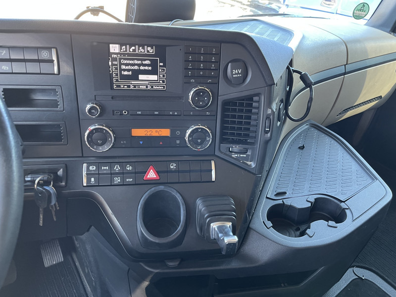 Mercedes-Benz Actros 1842 Streamspace / 873 dkm / 2 Tanks / NL Truck - Vetopöytäauto: kuva Mercedes-Benz Actros 1842 Streamspace / 873 dkm / 2 Tanks / NL Truck - Vetopöytäauto Mercedes-Benz Actros 1842 Streamspace / 873 dkm / 2 Tanks / NL Truck - Vetopöytäauto: kuva Mercedes-Benz Actros 1842 Streamspace / 873 dkm / 2 Tanks / NL Truck - Vetopöytäauto