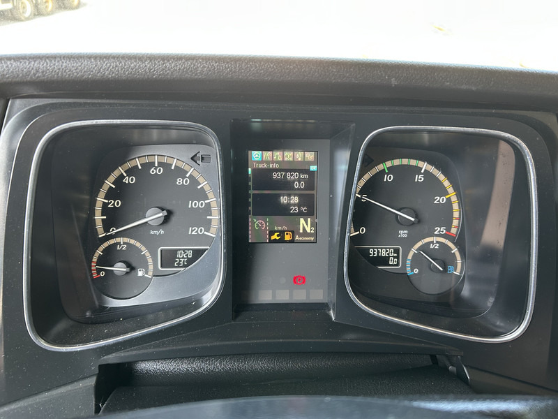 Mercedes-Benz Actros 1842 Streamspace / 937 dkm / 2 Tanks / NL Truck - Vetopöytäauto: kuva Mercedes-Benz Actros 1842 Streamspace / 937 dkm / 2 Tanks / NL Truck - Vetopöytäauto Mercedes-Benz Actros 1842 Streamspace / 937 dkm / 2 Tanks / NL Truck - Vetopöytäauto: kuva Mercedes-Benz Actros 1842 Streamspace / 937 dkm / 2 Tanks / NL Truck - Vetopöytäauto