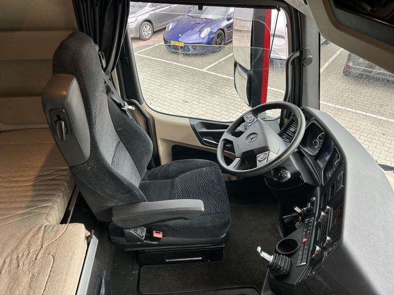 Mercedes-Benz Actros 1845 Bigspace / 911 dkm / Stand Airco / APK TUV 07-25 - Vetopöytäauto: kuva Mercedes-Benz Actros 1845 Bigspace / 911 dkm / Stand Airco / APK TUV 07-25 - Vetopöytäauto Mercedes-Benz Actros 1845 Bigspace / 911 dkm / Stand Airco / APK TUV 07-25 - Vetopöytäauto: kuva Mercedes-Benz Actros 1845 Bigspace / 911 dkm / Stand Airco / APK TUV 07-25 - Vetopöytäauto