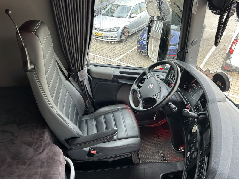 Scania R520 V8 / Showtruck / Buffl Special Interior / Vol Lucht / Retarder - Vetopöytäauto: kuva Scania R520 V8 / Showtruck / Buffl Special Interior / Vol Lucht / Retarder - Vetopöytäauto Scania R520 V8 / Showtruck / Buffl Special Interior / Vol Lucht / Retarder - Vetopöytäauto: kuva Scania R520 V8 / Showtruck / Buffl Special Interior / Vol Lucht / Retarder - Vetopöytäauto
