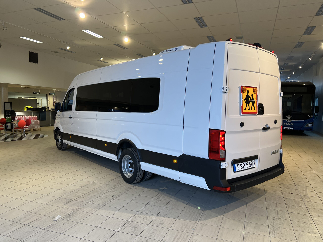 MAN TGE 6.160 Intercity - Minibussi, Pikkubussi: kuva MAN TGE 6.160 Intercity - Minibussi, Pikkubussi MAN TGE 6.160 Intercity - Minibussi, Pikkubussi: kuva MAN TGE 6.160 Intercity - Minibussi, Pikkubussi