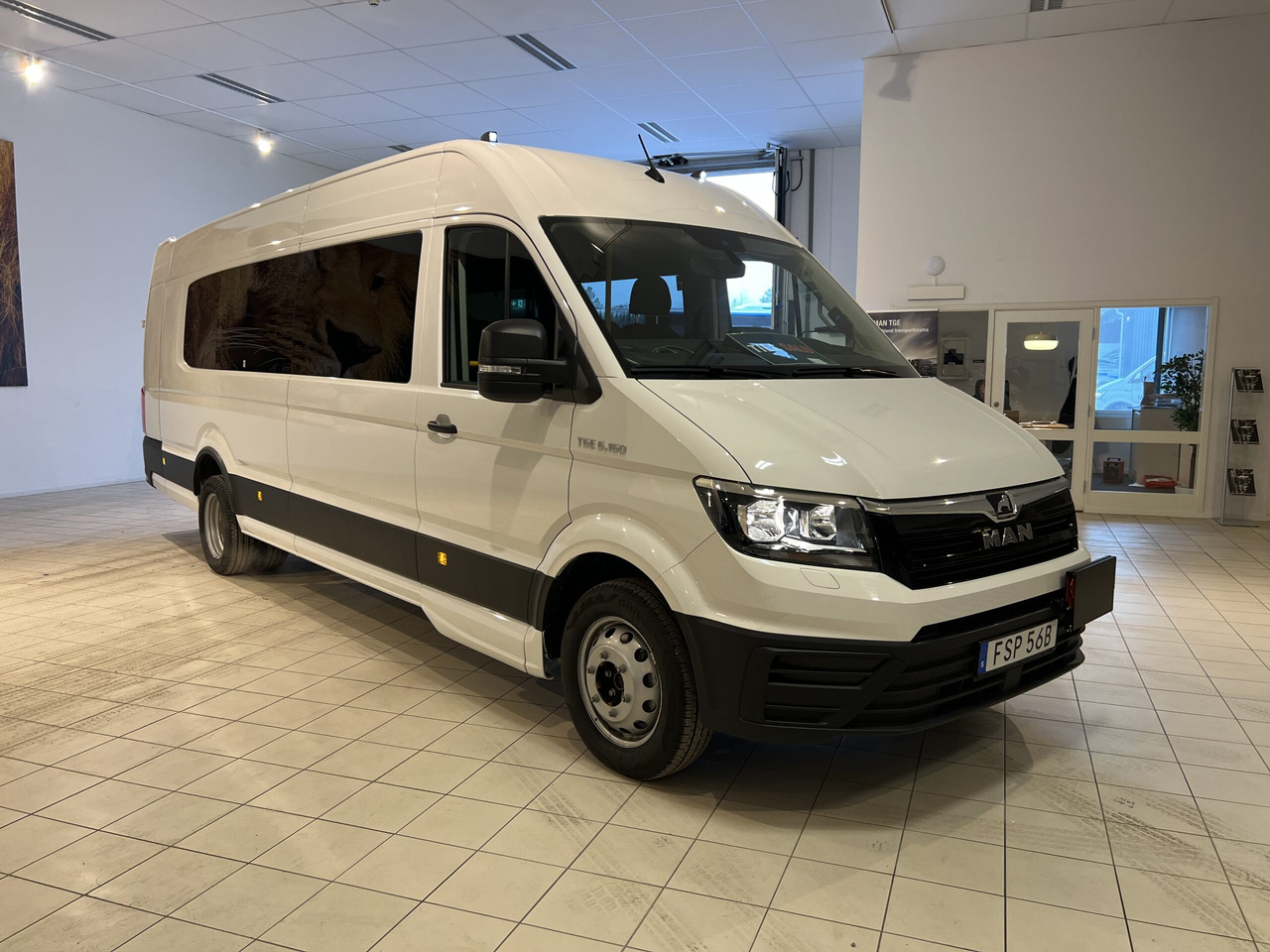 MAN TGE 6.160 Intercity - Minibussi, Pikkubussi: kuva MAN TGE 6.160 Intercity - Minibussi, Pikkubussi MAN TGE 6.160 Intercity - Minibussi, Pikkubussi: kuva MAN TGE 6.160 Intercity - Minibussi, Pikkubussi