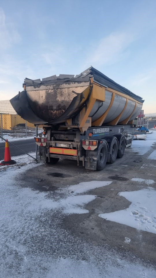 Sörling Kilafors TRBCBT3-41-90 Asfalt Släp / Trailer / Tipp - Bitumin levittäjä, Perävaunu: kuva  Sörling Kilafors TRBCBT3-41-90 Asfalt Släp / Trailer / Tipp - Bitumin levittäjä, Perävaunu Sörling Kilafors TRBCBT3-41-90 Asfalt Släp / Trailer / Tipp - Bitumin levittäjä, Perävaunu: kuva  Sörling Kilafors TRBCBT3-41-90 Asfalt Släp / Trailer / Tipp - Bitumin levittäjä, Perävaunu