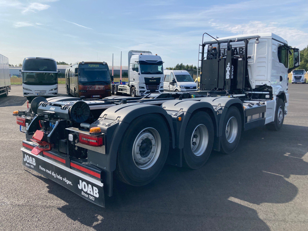 TGS 35.510 8×4-4 JOAB Lastväxlare - Koukkulava kuorma-auto: kuva TGS 35.510 8×4-4 JOAB Lastväxlare - Koukkulava kuorma-auto TGS 35.510 8×4-4 JOAB Lastväxlare - Koukkulava kuorma-auto: kuva TGS 35.510 8×4-4 JOAB Lastväxlare - Koukkulava kuorma-auto