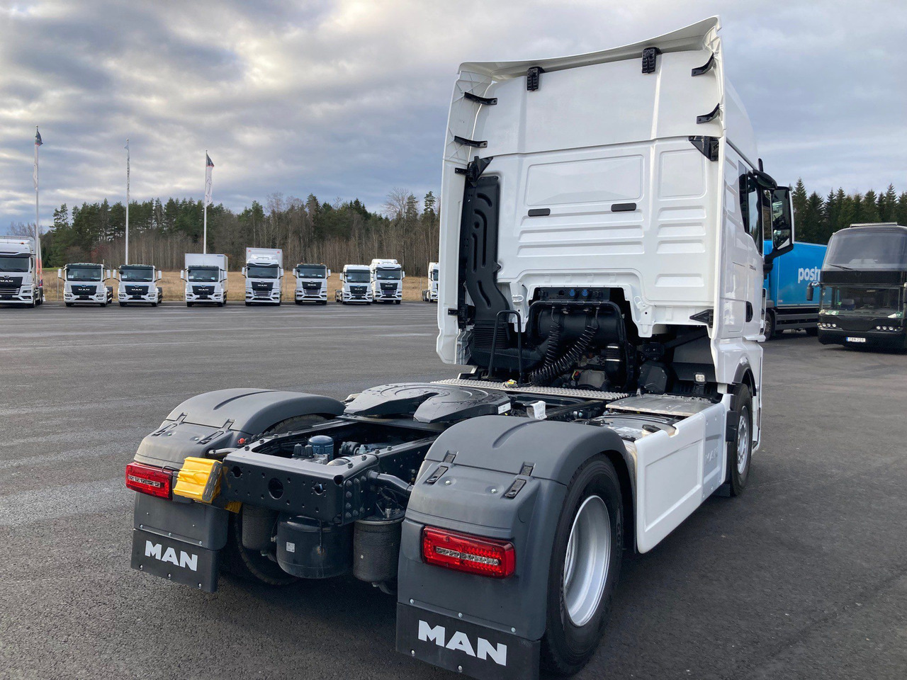 MAN TGX 18.440 4×2 Dragbil - Vetopöytäauto: kuva MAN TGX 18.440 4×2 Dragbil - Vetopöytäauto MAN TGX 18.440 4×2 Dragbil - Vetopöytäauto: kuva MAN TGX 18.440 4×2 Dragbil - Vetopöytäauto