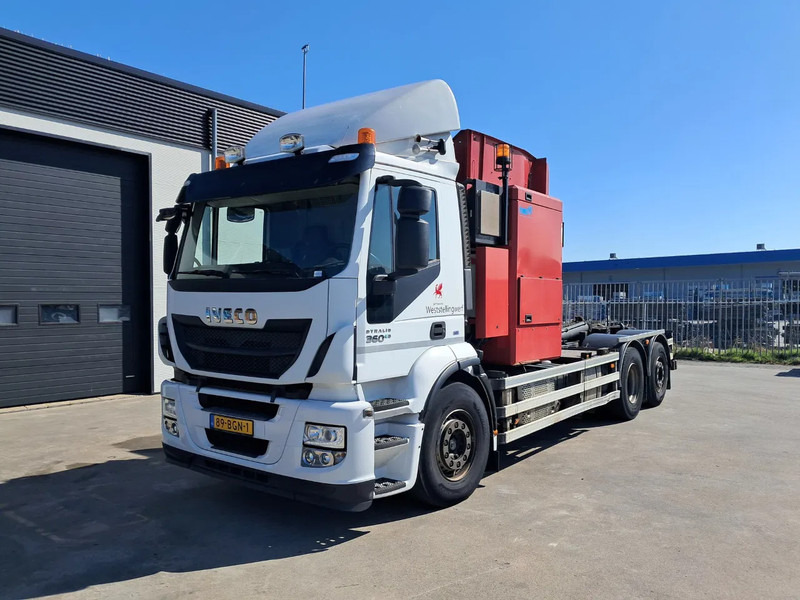 Iveco Stralis 360 E6 met Translift PLUS DUO TFS containersysteem - Roska-auto: kuva Iveco Stralis 360 E6 met Translift PLUS DUO TFS containersysteem - Roska-auto Iveco Stralis 360 E6 met Translift PLUS DUO TFS containersysteem - Roska-auto: kuva Iveco Stralis 360 E6 met Translift PLUS DUO TFS containersysteem - Roska-auto