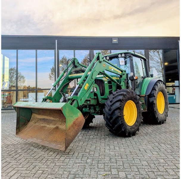 John Deere 6230 PREMIUM 6230 PREMIUM - Traktori: kuva John Deere 6230 PREMIUM 6230 PREMIUM - Traktori John Deere 6230 PREMIUM 6230 PREMIUM - Traktori: kuva John Deere 6230 PREMIUM 6230 PREMIUM - Traktori