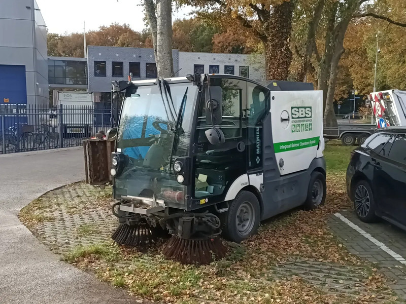 Mathieu MC210 Azura MC210 - Lakaisuauto: kuva Mathieu MC210 Azura MC210 - Lakaisuauto Mathieu MC210 Azura MC210 - Lakaisuauto: kuva Mathieu MC210 Azura MC210 - Lakaisuauto