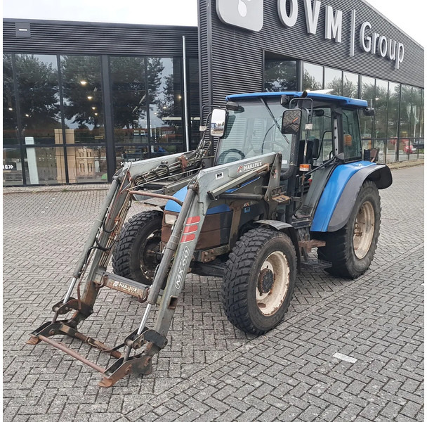 New Holland TL70 TL70 - Vetopöytäauto: kuva New Holland TL70 TL70 - Vetopöytäauto New Holland TL70 TL70 - Vetopöytäauto: kuva New Holland TL70 TL70 - Vetopöytäauto