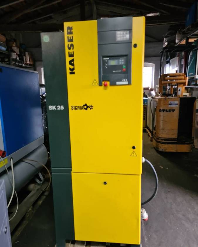 Kompresor śrubowy KAESER Aircenter SK25 15 kw - Ilmakompressori: kuva Kompresor śrubowy KAESER Aircenter SK25 15 kw - Ilmakompressori Kompresor śrubowy KAESER Aircenter SK25 15 kw - Ilmakompressori: kuva Kompresor śrubowy KAESER Aircenter SK25 15 kw - Ilmakompressori