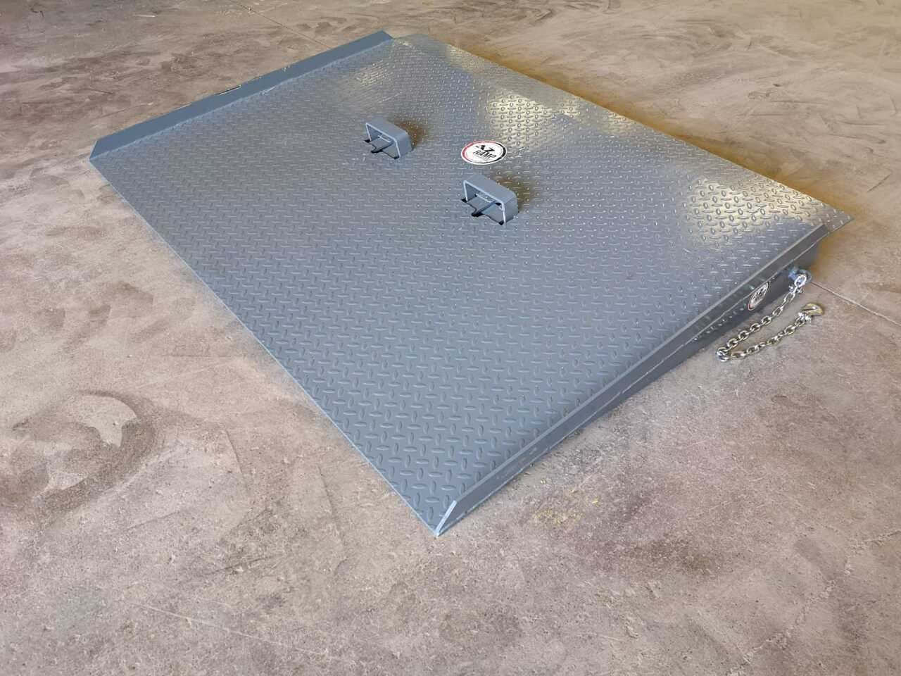 AZ RAMP HCNN08 - Lastausramppi: kuva AZ RAMP HCNN08 - Lastausramppi AZ RAMP HCNN08 - Lastausramppi: kuva AZ RAMP HCNN08 - Lastausramppi