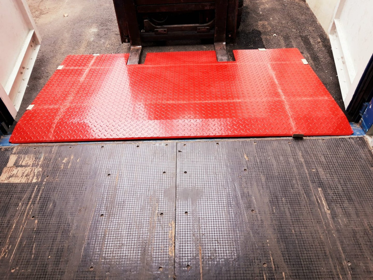 Uusi Lastausramppi Compact Container access ramp . AZ RAMP - HCRN-06. 6 000 Kg: kuva Uusi Lastausramppi Compact Container access ramp . AZ RAMP - HCRN-06. 6 000 Kg