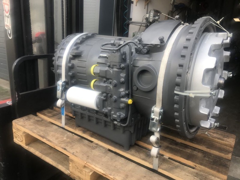 Volvo VT1906PT With or Without retarder / With or without second steering pump - Vaihdelaatikko: kuva Volvo VT1906PT With or Without retarder / With or without second steering pump - Vaihdelaatikko Volvo VT1906PT With or Without retarder / With or without second steering pump - Vaihdelaatikko: kuva Volvo VT1906PT With or Without retarder / With or without second steering pump - Vaihdelaatikko