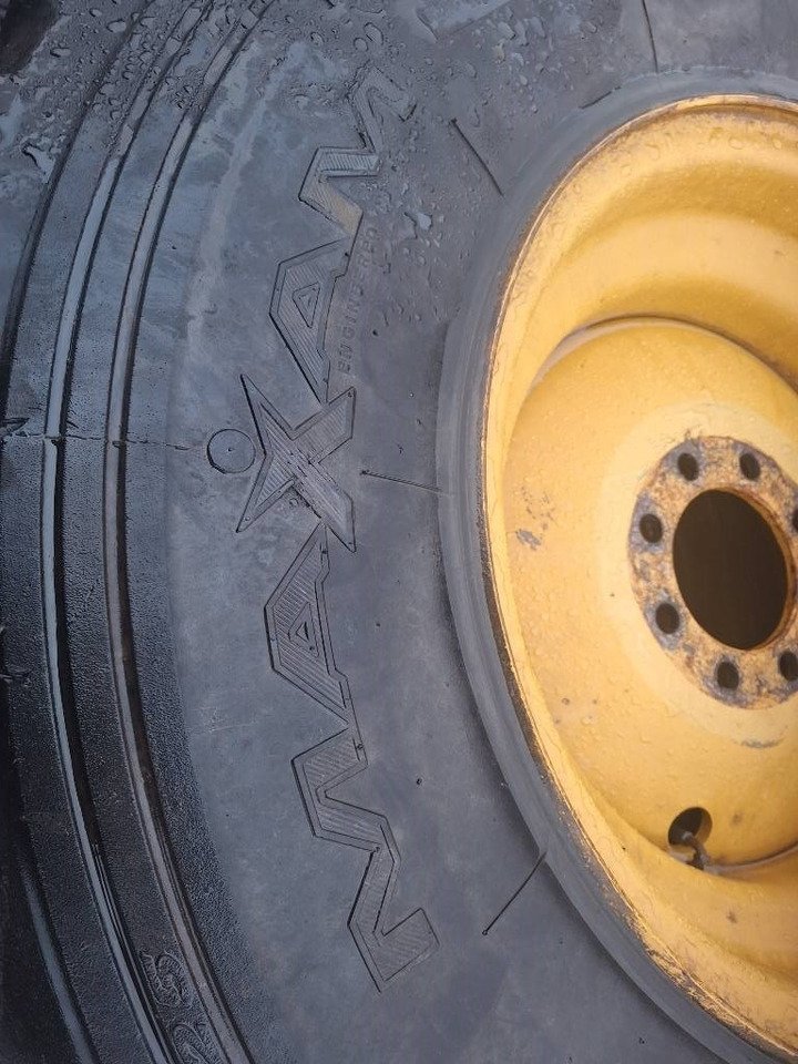 Maxam 17.5R25 4kpl renkaat - Rengas - Rakennuskoneet: kuva Maxam 17.5R25 4kpl renkaat - Rengas - Rakennuskoneet Maxam 17.5R25 4kpl renkaat - Rengas - Rakennuskoneet: kuva Maxam 17.5R25 4kpl renkaat - Rengas - Rakennuskoneet