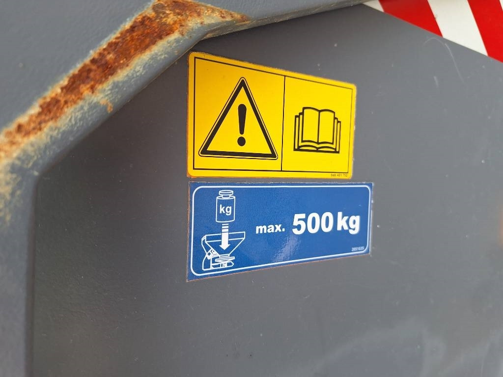 Rauch UKS 120 - Hiekoitin - Kunnallis-/ Erikoisajoneuvot: kuva Rauch UKS 120 - Hiekoitin - Kunnallis-/ Erikoisajoneuvot Rauch UKS 120 - Hiekoitin - Kunnallis-/ Erikoisajoneuvot: kuva Rauch UKS 120 - Hiekoitin - Kunnallis-/ Erikoisajoneuvot