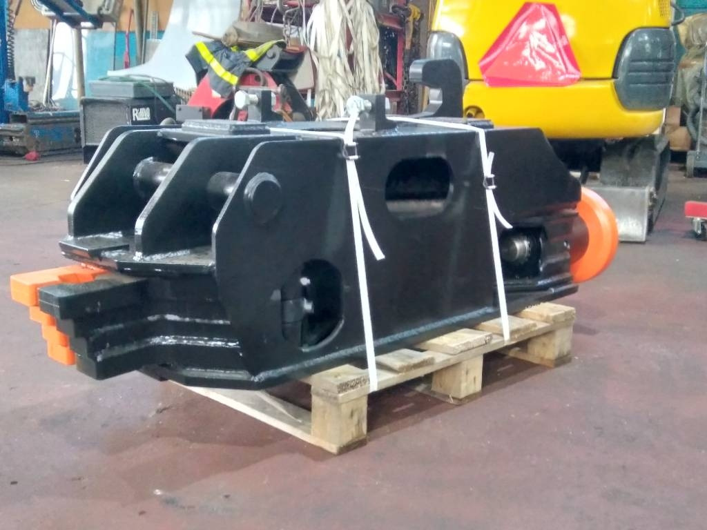 Tarfin RKH-1500 rail handling device - Puskulevy: kuva Tarfin RKH-1500 rail handling device - Puskulevy Tarfin RKH-1500 rail handling device - Puskulevy: kuva Tarfin RKH-1500 rail handling device - Puskulevy