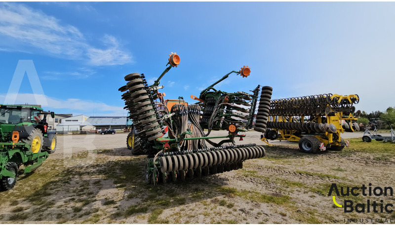 Amazone Cirrus 6003-2 - Kylvölannoitin: kuva Amazone Cirrus 6003-2 - Kylvölannoitin Amazone Cirrus 6003-2 - Kylvölannoitin: kuva Amazone Cirrus 6003-2 - Kylvölannoitin