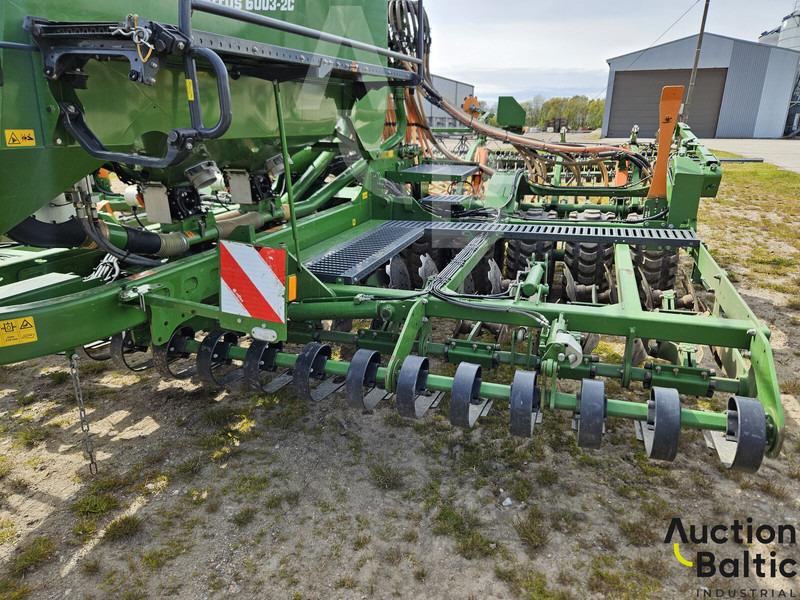 Kylvölannoitin Amazone Cirrus 6003-2: kuva Kylvölannoitin Amazone Cirrus 6003-2